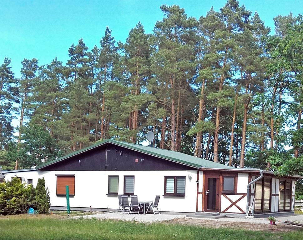 Ferienwohnungen Am Waldessaum Bodstedt Bagian luar foto
